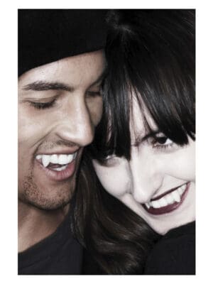 Scarecrow Deluxe Classic Vampire Fangs, White