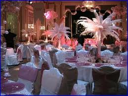 Ostrich Feather massive Centerpiece